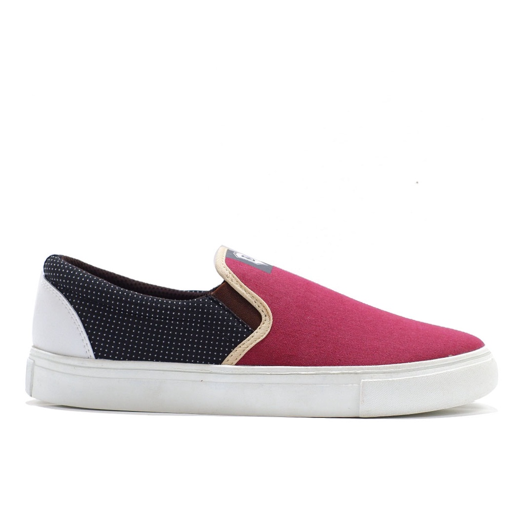 Sepatu pria slip on canvas selop ori sneakers cowok laki-laki dewasa slipon slop casual brand Diesel Boston 03 promo murah cod keren 38-43