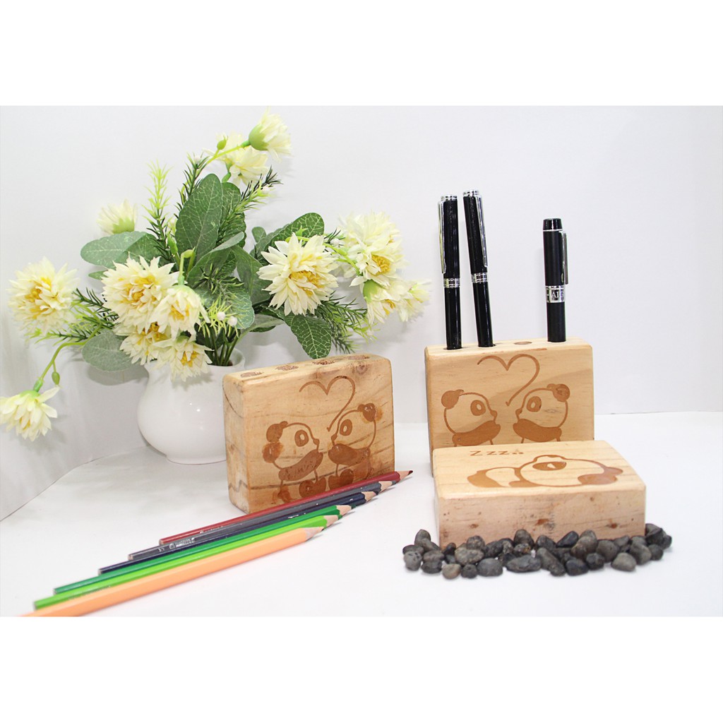

Tempat Pensil dan Pena / Tempat Pena Kayu / Tempat Pena Unik