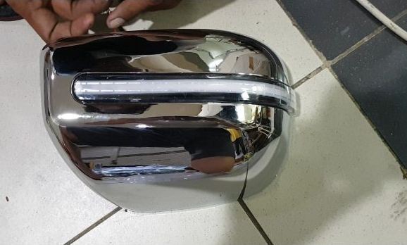 RUNNING SEIN LED Cover Spion Mobil Agya TRD , G  Chrome dengan Lampu