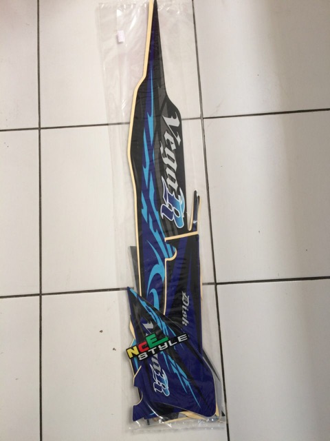 STIKER STRIPING VEGA R 2008 HITAM BIRU DAN MERAH