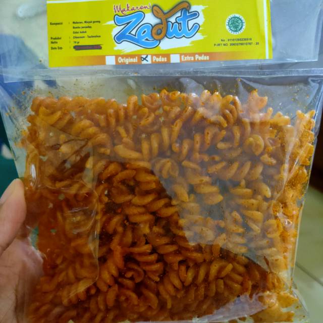 

Makaroni uril pedas