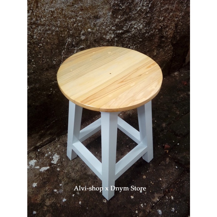 Kursi Kayu - Kursi Kayu / Kursi Cafe / Kursi Makan Bulat Kaki Putih Jati Belanda