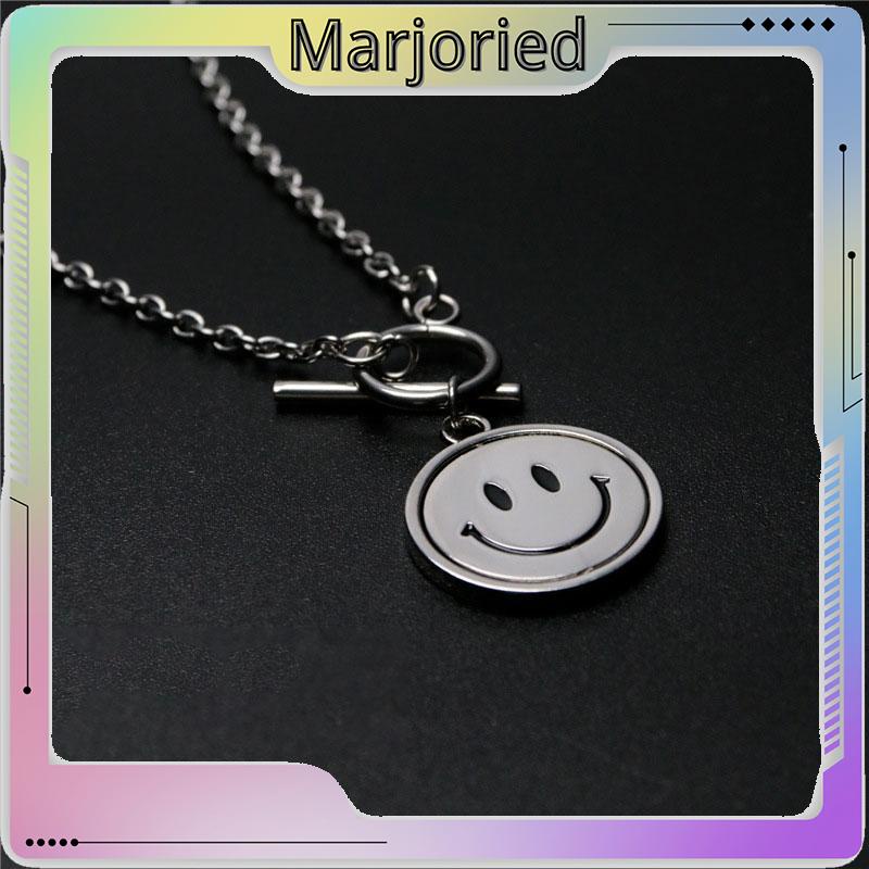 Fashionable Simple Smile Pendant Hip Hop Pria dan Wanita Kalung-MJD