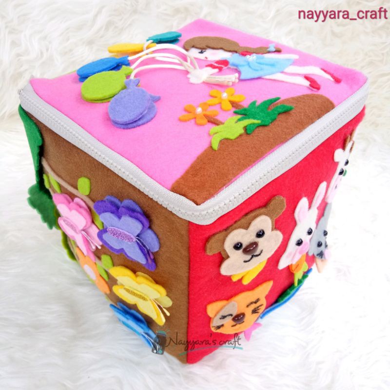 dadu pintar / busy box / smart cube