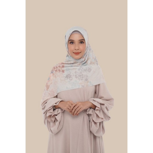 canary scarf x Hamidah Wearing Klamby