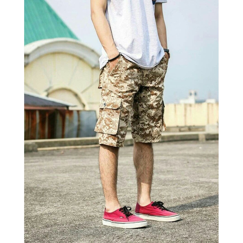 Celana pendek Cargo Vans Pria warna Mocca army cargo Celana pendek Cargo Vans Pria warna Mocca army cargo