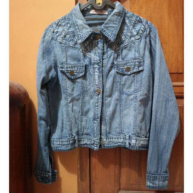 JAKET HASSENDA LADIES ORIGINAL 100% PRELOVED TERMURAH DISKON PROMO