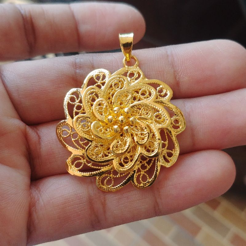Liontin bunga kendari lapis emas 24k