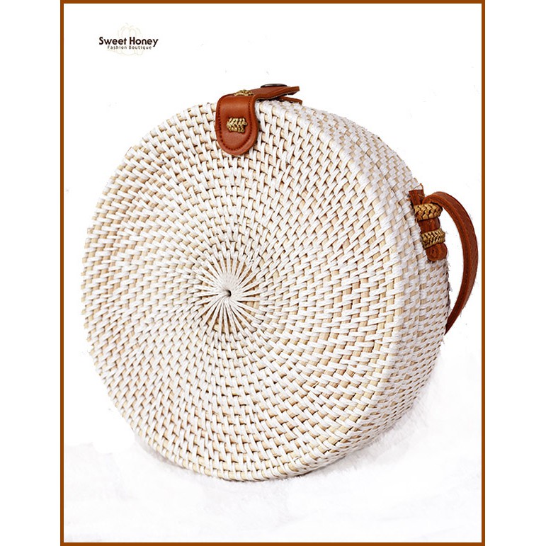 Sweet Honey ~ Grosir Tas Rotan Bulat Putih Polos Tali Gesper Adjustable Raisa White Diameter 15cm dan 20cm