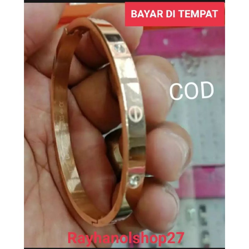 GELANG TANGAN TITANIUM ANTI KARAT/ANTI LUNTUR AWET DAN TAHAN LAMA BAHAN LAPIS EMAS 24 K GOLD