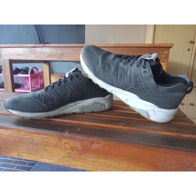 New balance 580 size 45