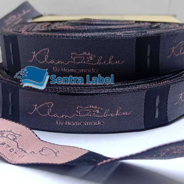 

Label Baju Murah | Woven Damask | Label Merk | Label Nama | Label Halus