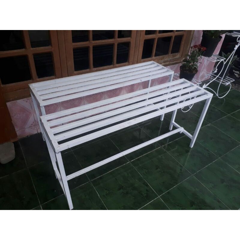 Rak Pot Bunga besi holo kotak gratis pengiriman pakai bubble wrap