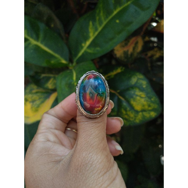 Batu rubah pelangi banyuwangi