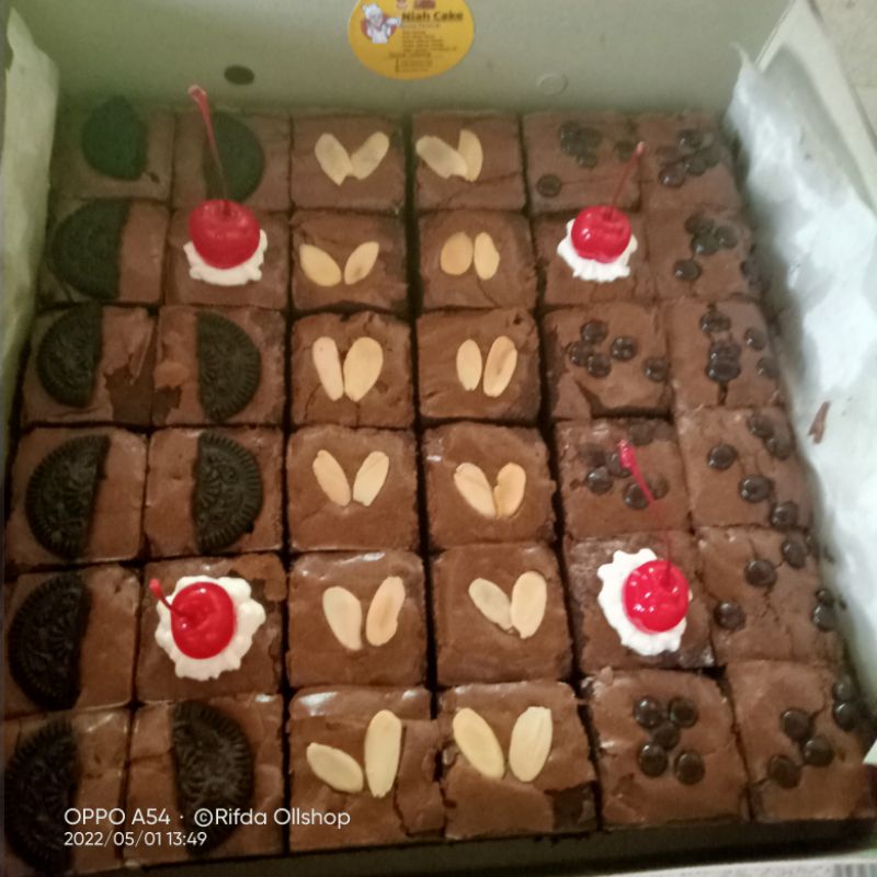 

kue brownies ukuran loyang 24