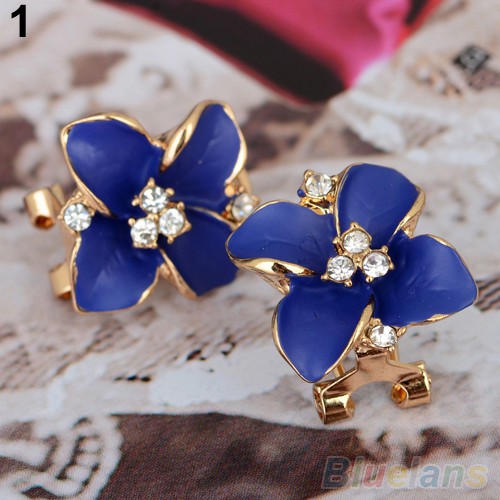 Anting Tusuk Kristal Menawan Bentuk Bunga Biru Yang Elegan untuk Gadis Imut