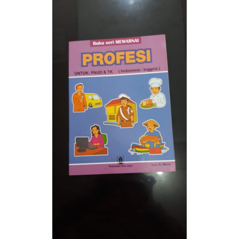 Buku seri mewarnai profesi untuk PAUD dan Tk Indonesia Inggris