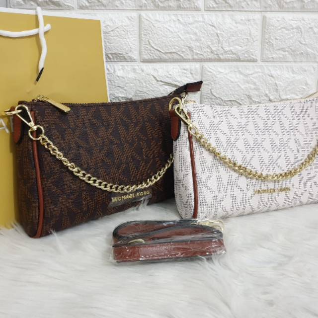 mk pochette