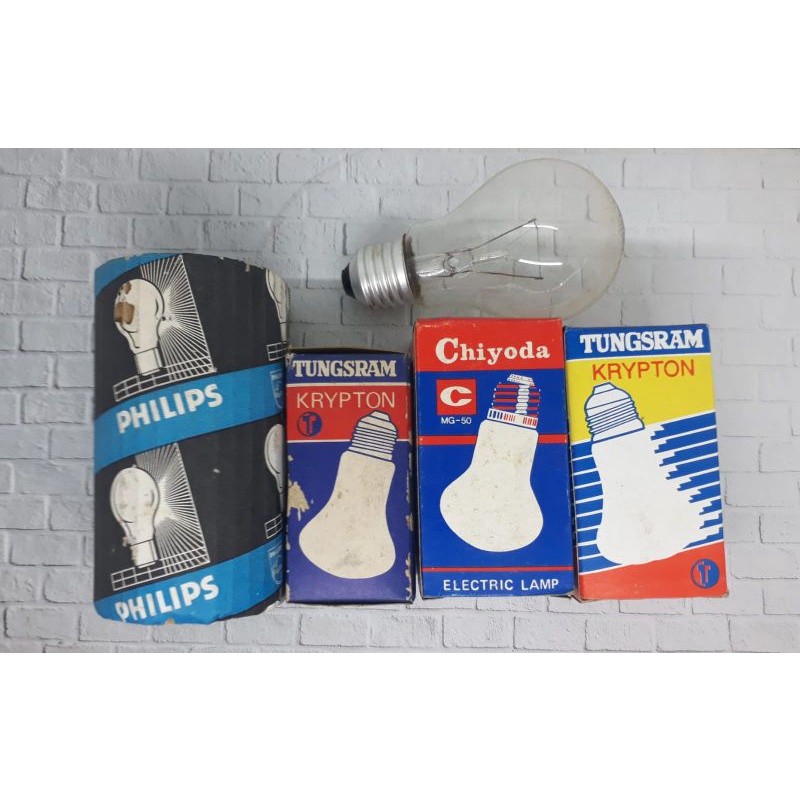 lampu bohlam kuning kandang ayam, rumah dll