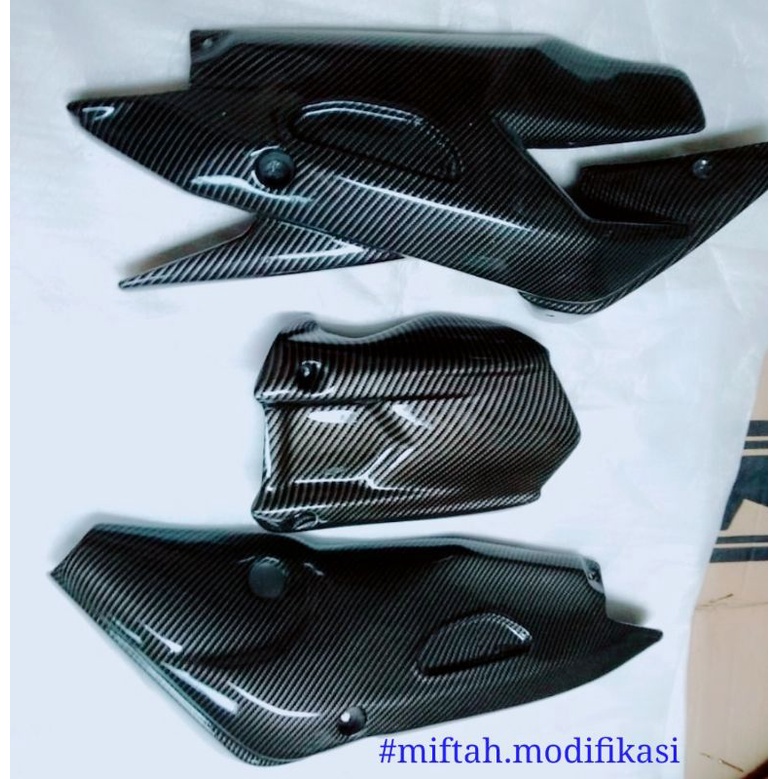 COVER ARM R15 V3 carbon