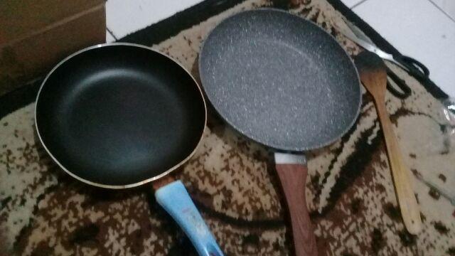 Fp0633 26cm Cypruz Fry Pan Kayu Marble Teflon Induksi