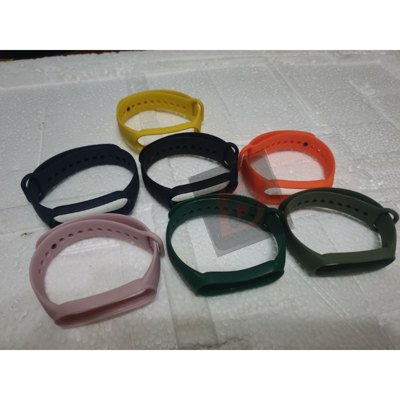 Strap tali jam Silcone Xiaomi Mi band 5