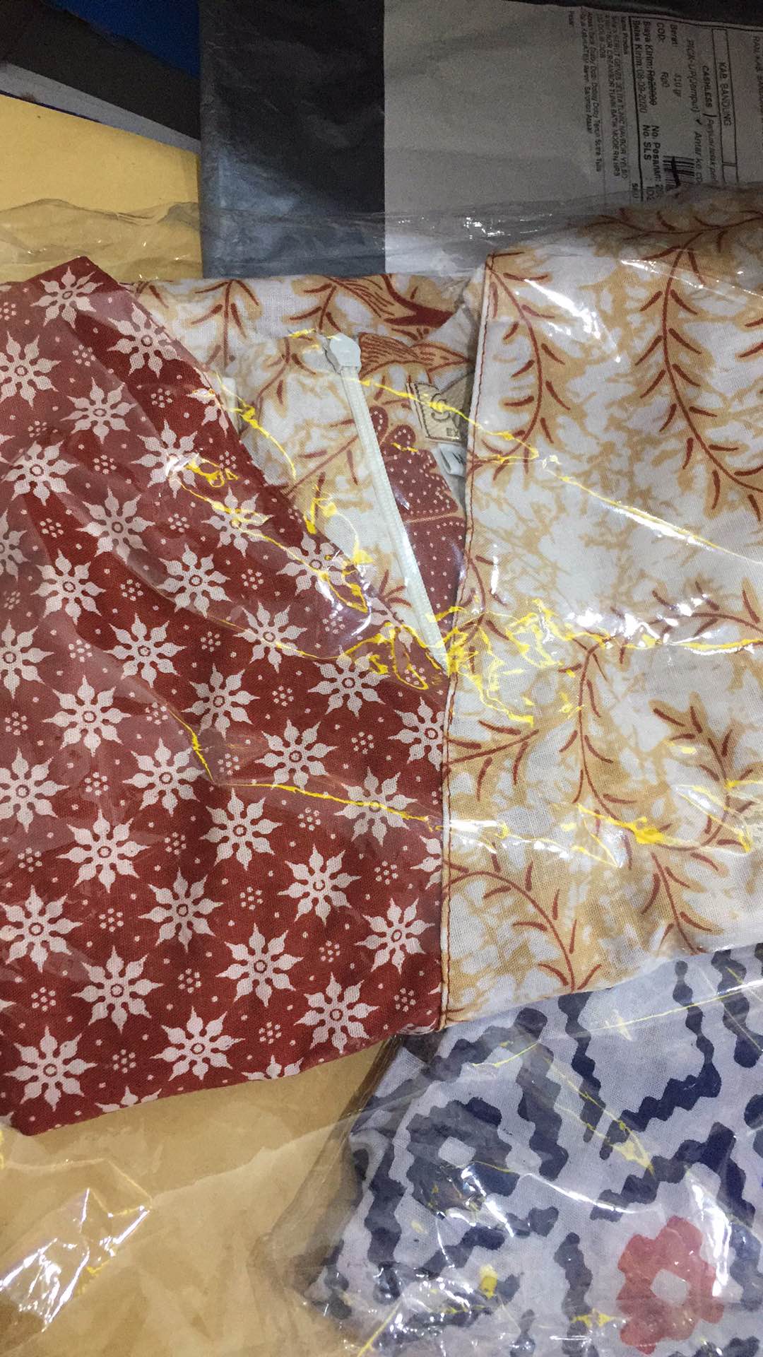 Atasan Batik Dolby Dolbi Dobby Doby Tenun Sutra Tulis Halus Katun Atbm Baron ,sarombit Atasan