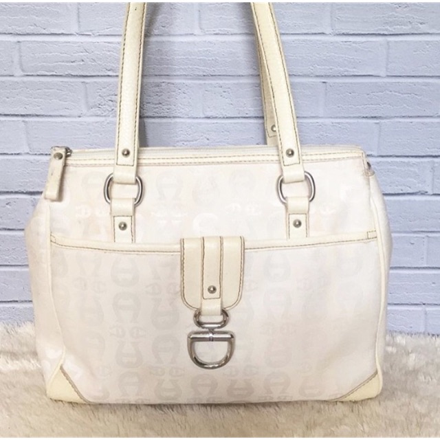 Tas shoulder ori warna cream
