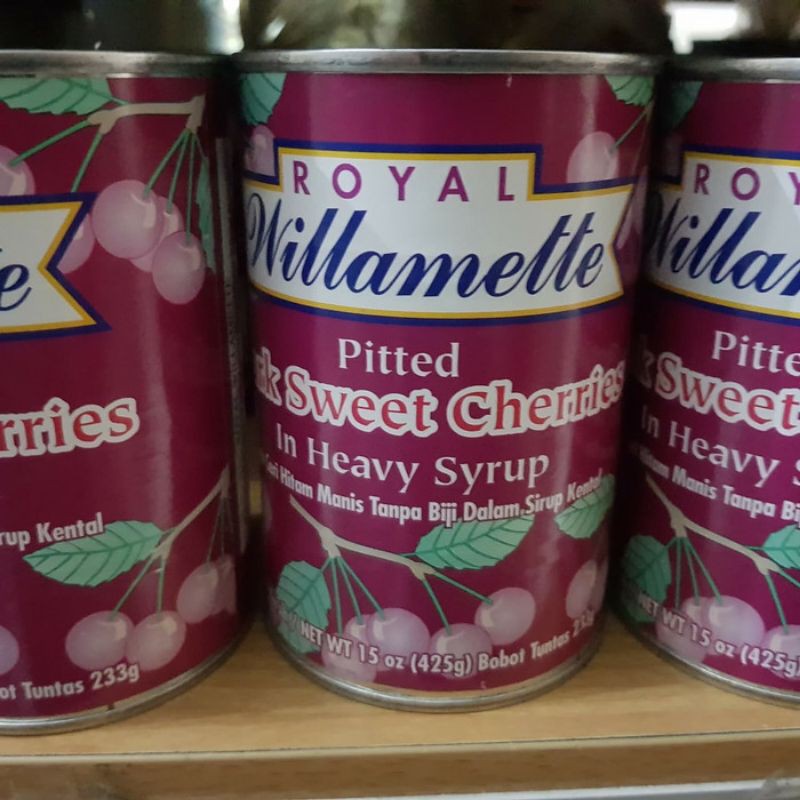 

royal willamette dark sweet cherries ceri cherry hitam