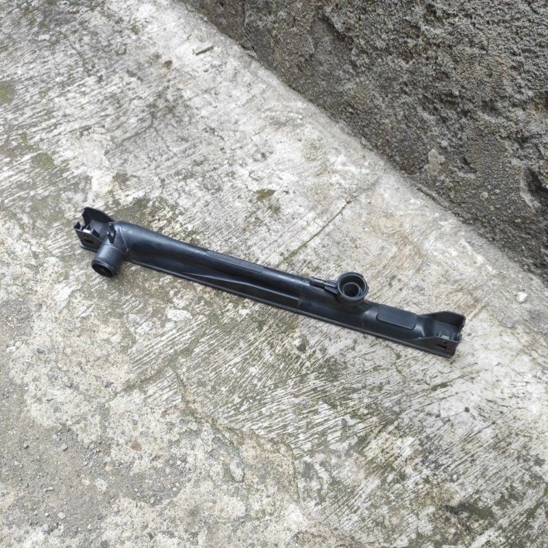 upper tank radiator escudo 2,0cc/cover radiator Suzuki escudo