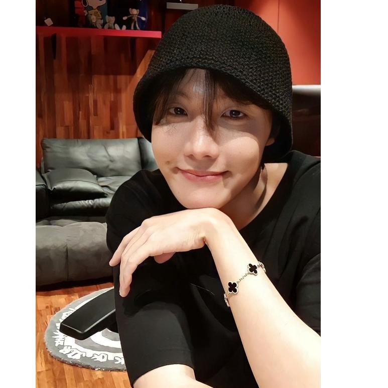 Harga Murah.. Bracelet JHOPE Collection bts gelang