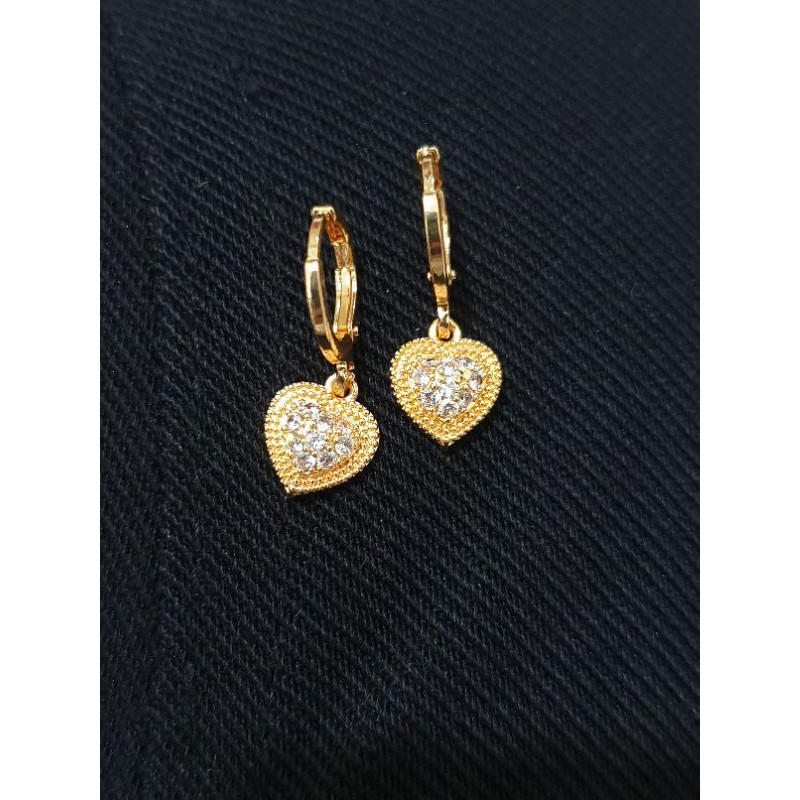 Anting dewasa lapis emas