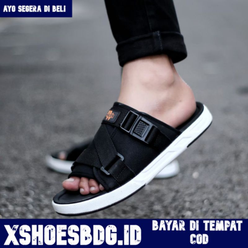 XSOESBDG.ID X WILIS Sandal Casual Pria Slide Kekinian Anti Slip Original Distro Ringan Pantai