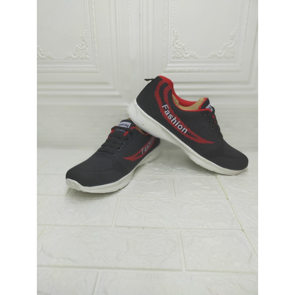 sepatu pria fashion sportr sneakers joging running terbaru