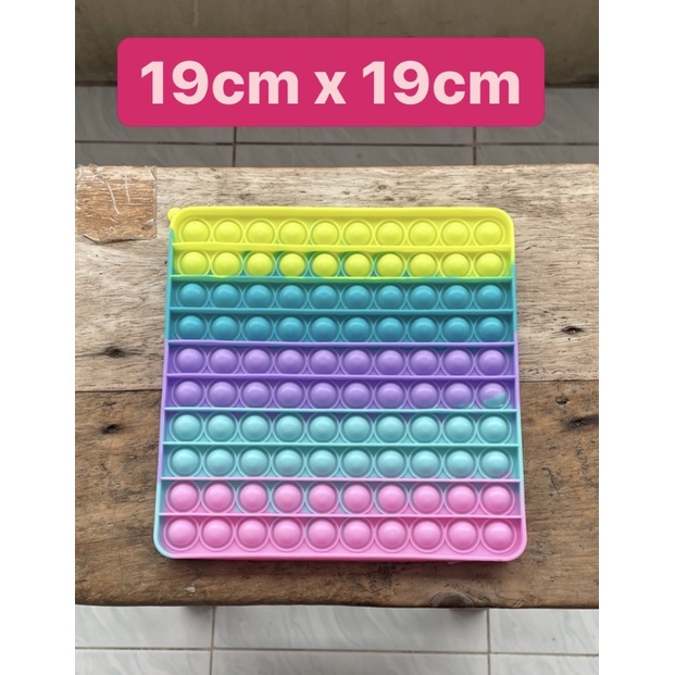 pop it rainbow jumbo-kotak 19 x 19cm