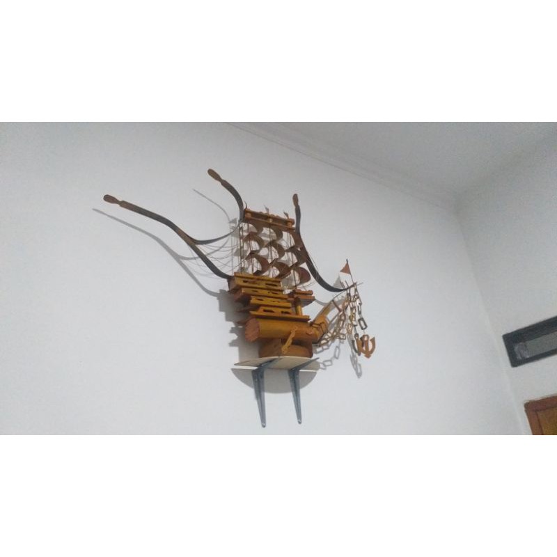 

kapal hiasan