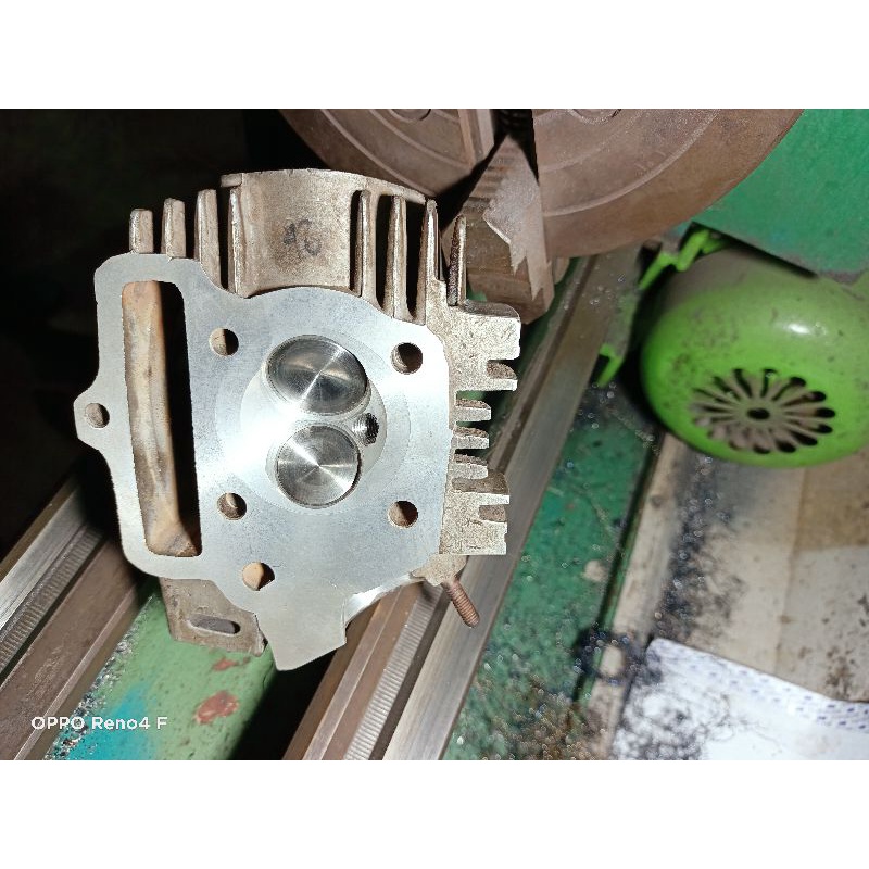Cylinder Head Silinder Kop Honda C70 C800 Astrea Prima  Astrea Grand Honda win supra Fit revo old le