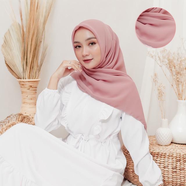 Hijab Segiempat Polycotton 115 x 115 Warna Part 1 Bella Square-DUSTY PINK