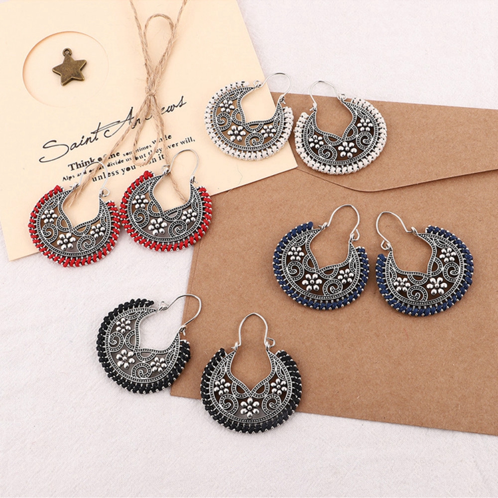 Anting Rumbai Warna Silver Gaya Vintage Bohemian Tibet Etnik Indian Untuk Wanita