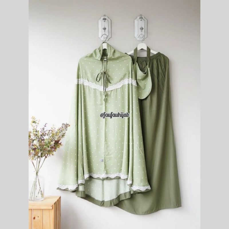 Mukena travel murah 2in1 Khaulah polka hijau + renda di dada(sudah termasuk sajadah muka) ori faufau