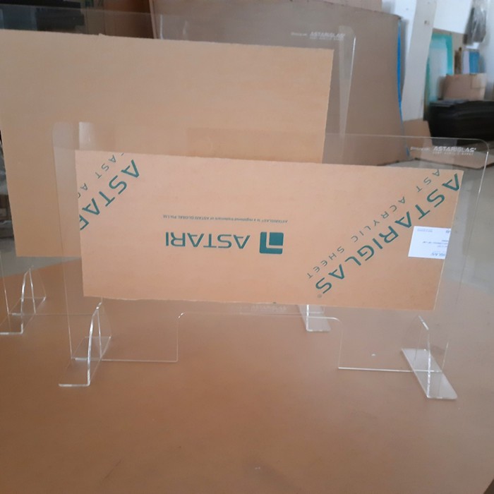 

Divider Acrylic (Pembatas Jarak) NEW NORMAL Panjang 100 cm x 60 cm