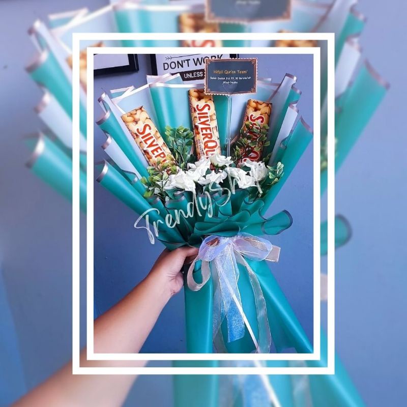 bucket coklat buket bunga/ buket snack