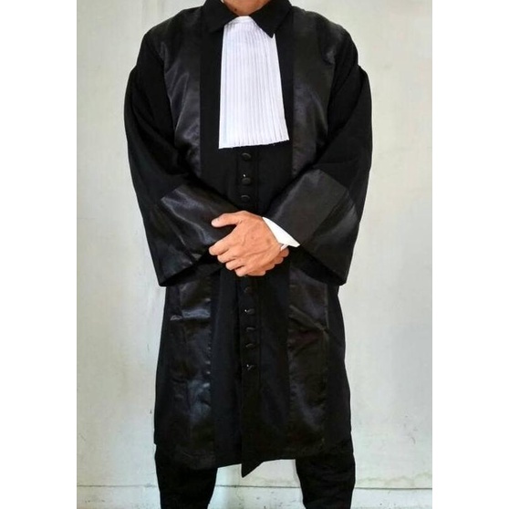 Toga Advokat/Pengacara