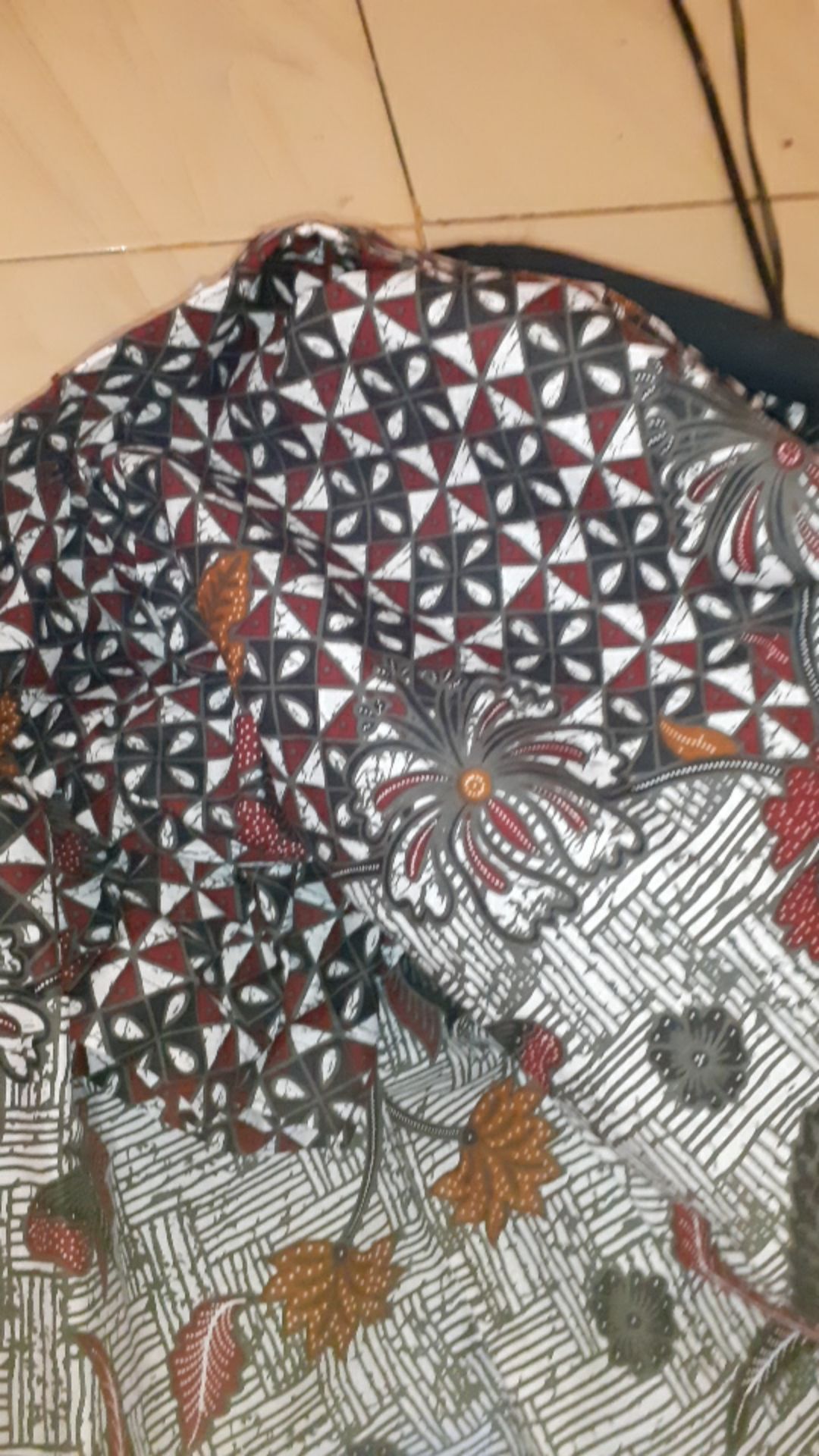 Sekar Arum Batik Pria Lengan Pendek Full Furing Batik Solo