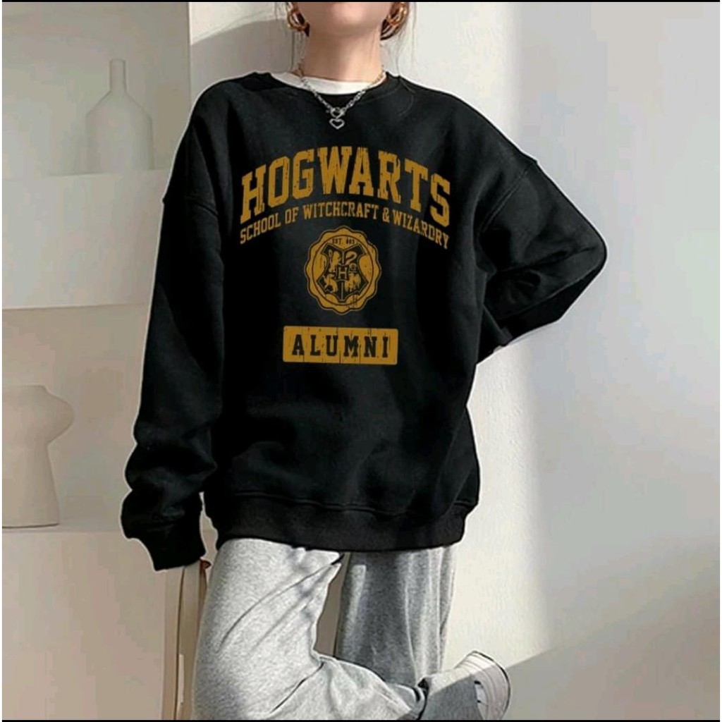 SWEATER OVERSIZE HOGWARTS ALUMNI - SWEATER CREW NECK- SWEATER WANITA