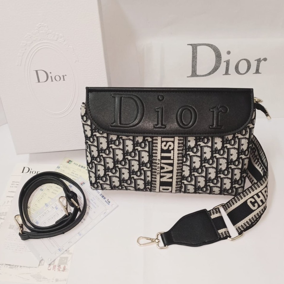 Harga tas christian dior paris asli