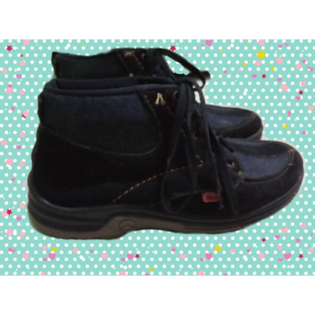 Preloved sepatu pria