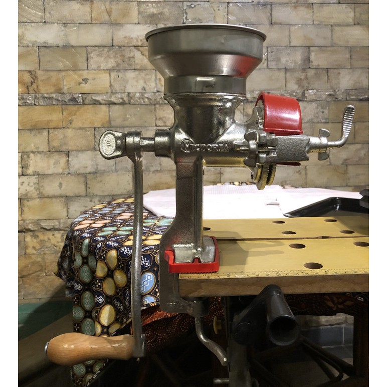 Jual Corn Masa Mill Grinder, Authentic VICTORIA Made in Colombia