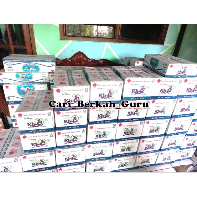 

Air Mineral KH-Q Air Minum Kemasan Berkah Al-Quran dus 120ml 240ml 330ml 600ml 1500ml