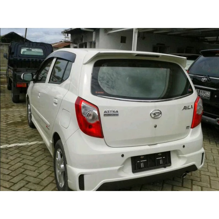 Bodykit Ayla m-Sporty samping